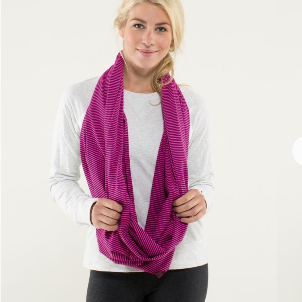Lululemon Vinyasa Scarf